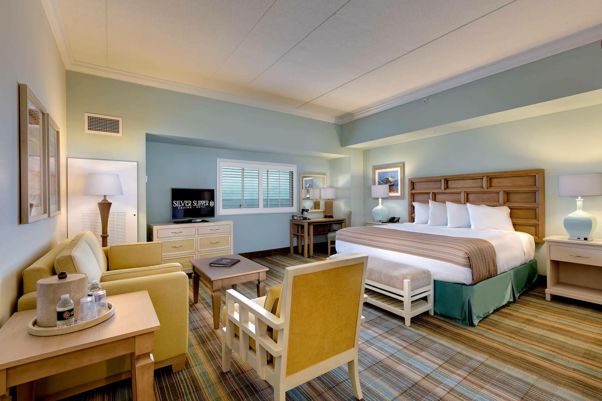 Silver Slipper Casino Hotel (Adults Only) Bay St. Louis Bagian luar foto